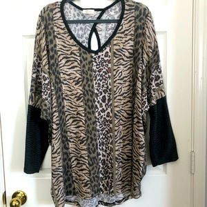 Be Stage NWOT 2X animal print tunic top